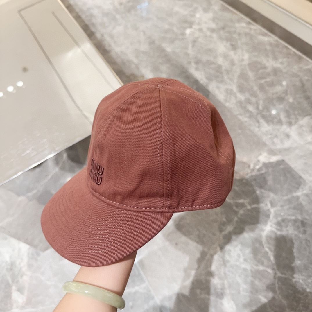 Miu Miu Caps